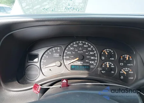 2002 Chevrolet Suburban 1500 Lt z USA, uszkodzony, nr VIN 3GNFK16Z32G322816